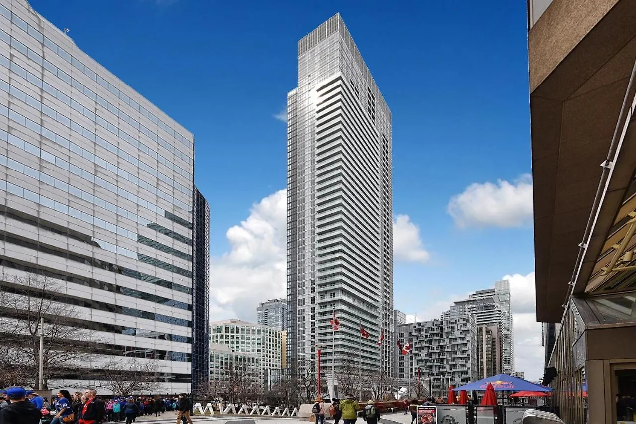 Applewood Suites - Front Street West Toronto Canada