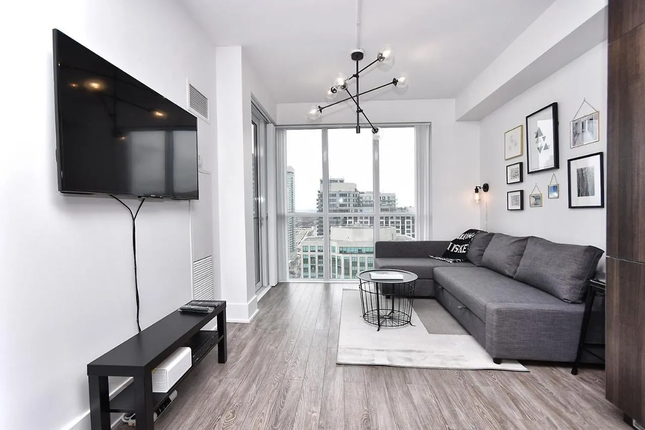 Applewood Suites - Front Street West Toronto Canada